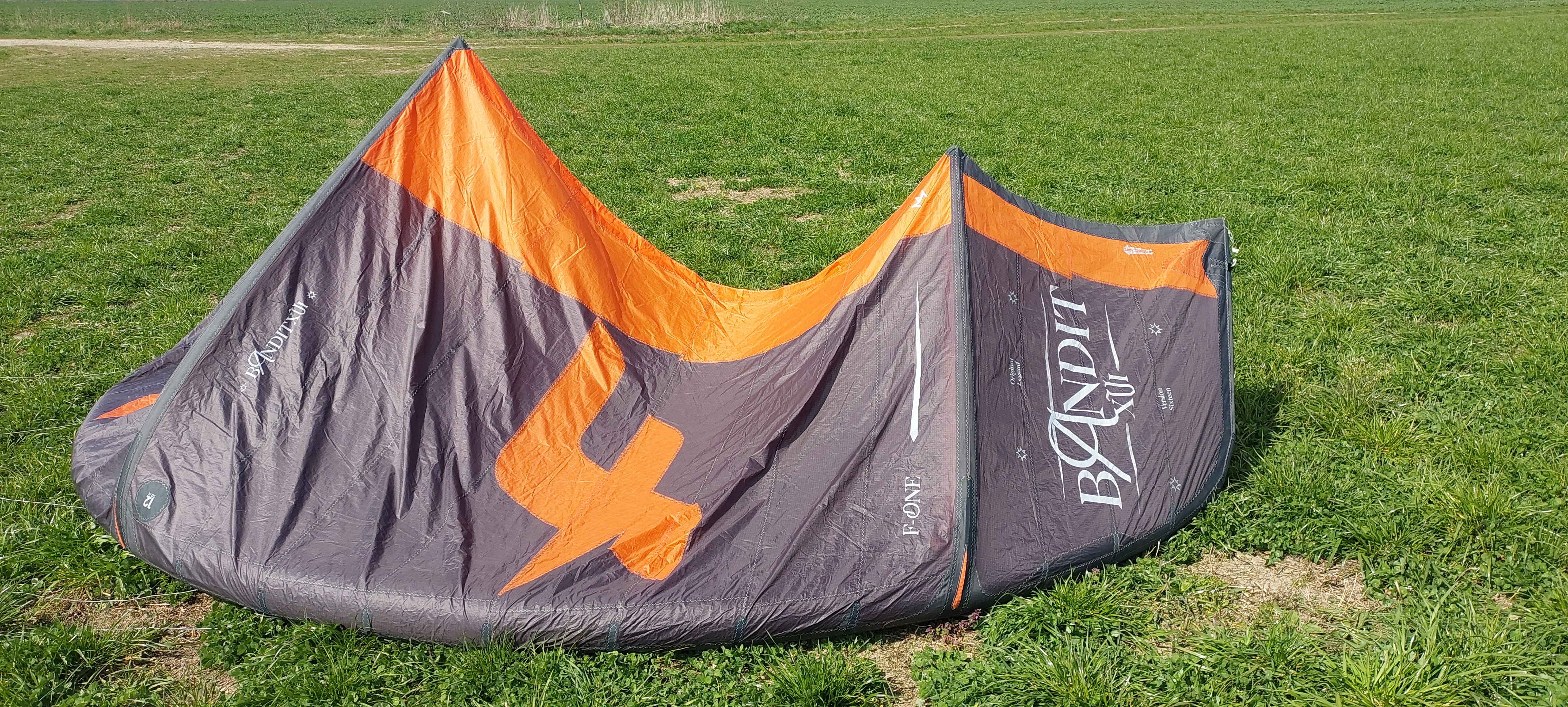 BAZAR - Kite F-One Bandit V16 (r.v.2023) (12m) freestyle/freeride