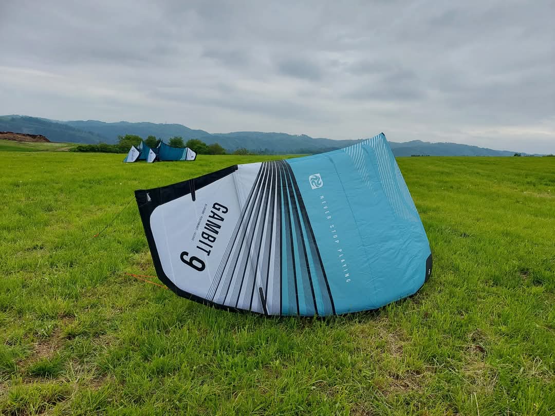 Bazar - Kite Peter Lynn PLKB Gambit (r.v.2022) (TRIPLE RIPSTOP) (9m) freestyle/freeride/wave/Allround 